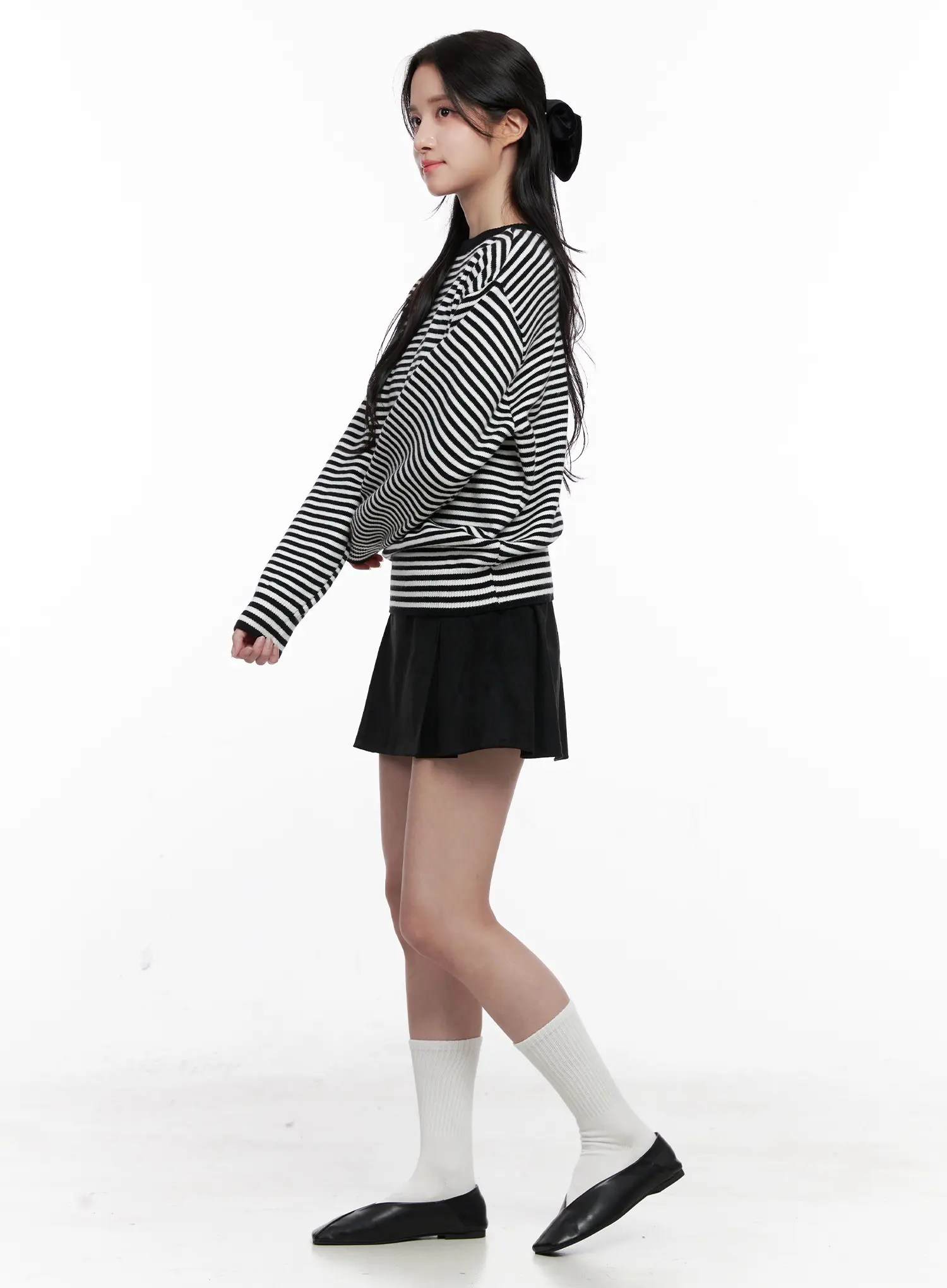 Chic Pleated Mini Skirt CO524 - Image 3
