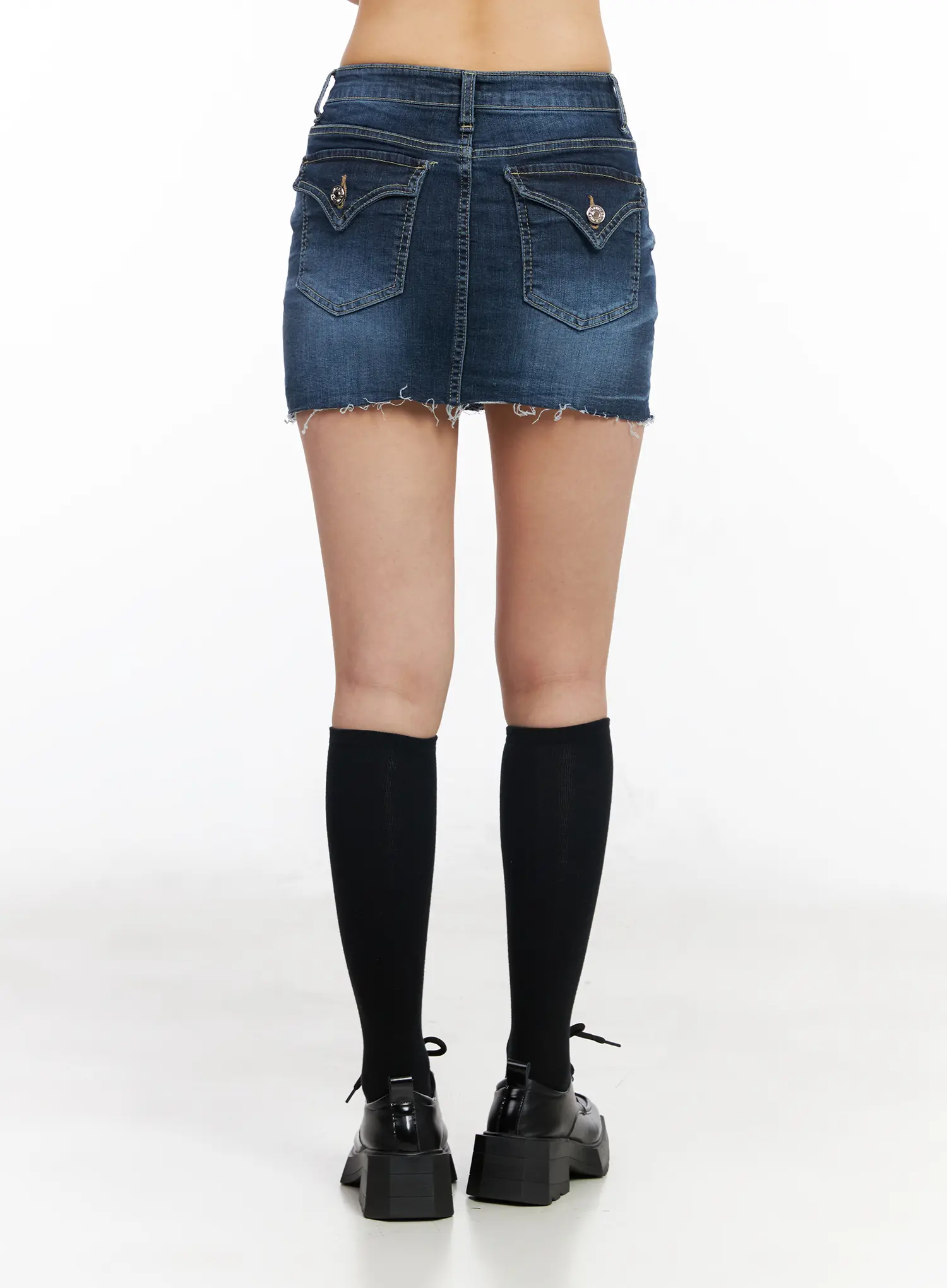 Classic Frayed Hem Denim Mini Skirt CM516 - Image 6