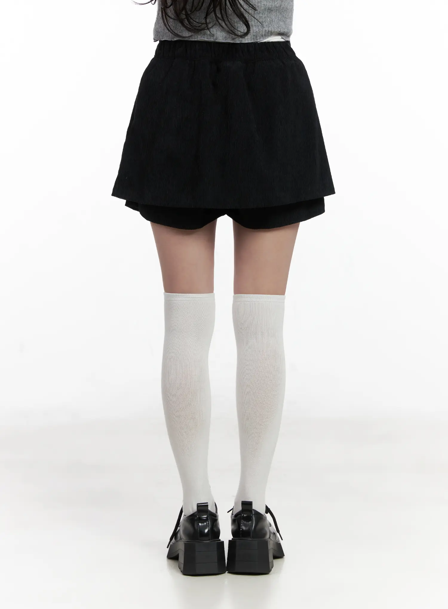 Classic Pleated Mini Skirt CN527 - Image 7