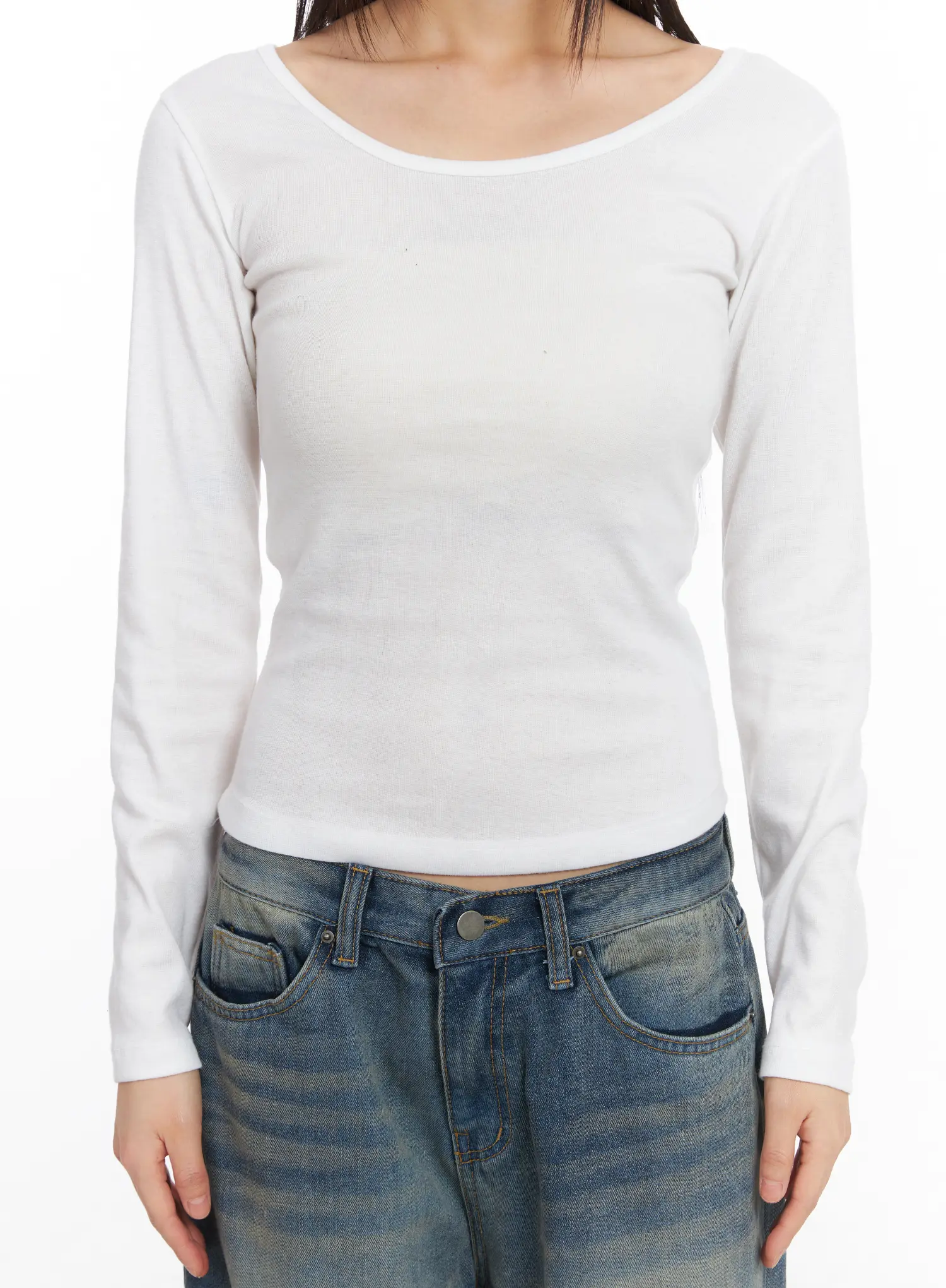 Classic U-Neck Long Sleeve Top CD518 - Image 7