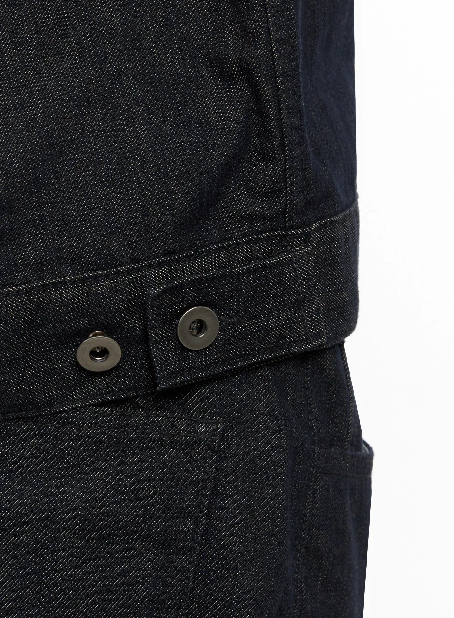 Collared Button-Up Denim Jacket IG527 - Image 9