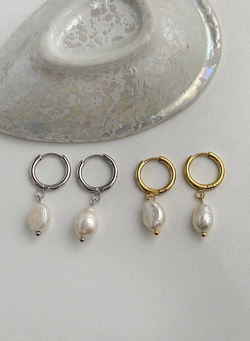 Core Faux Pearl Earrings IA517 - Image 2