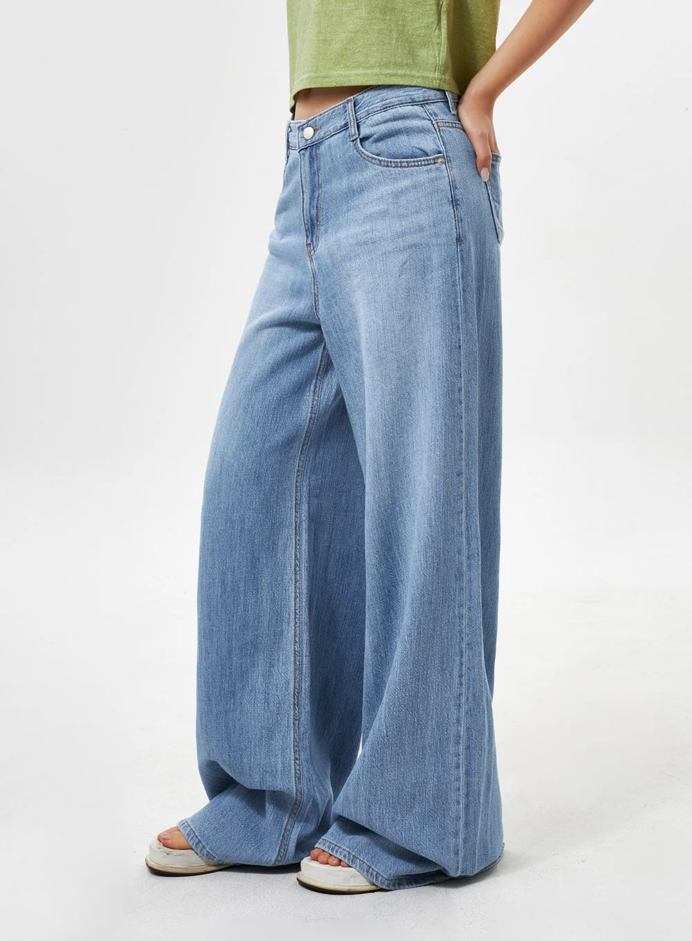 Cotton Graphic Cropped Tee CY331 - Image 11