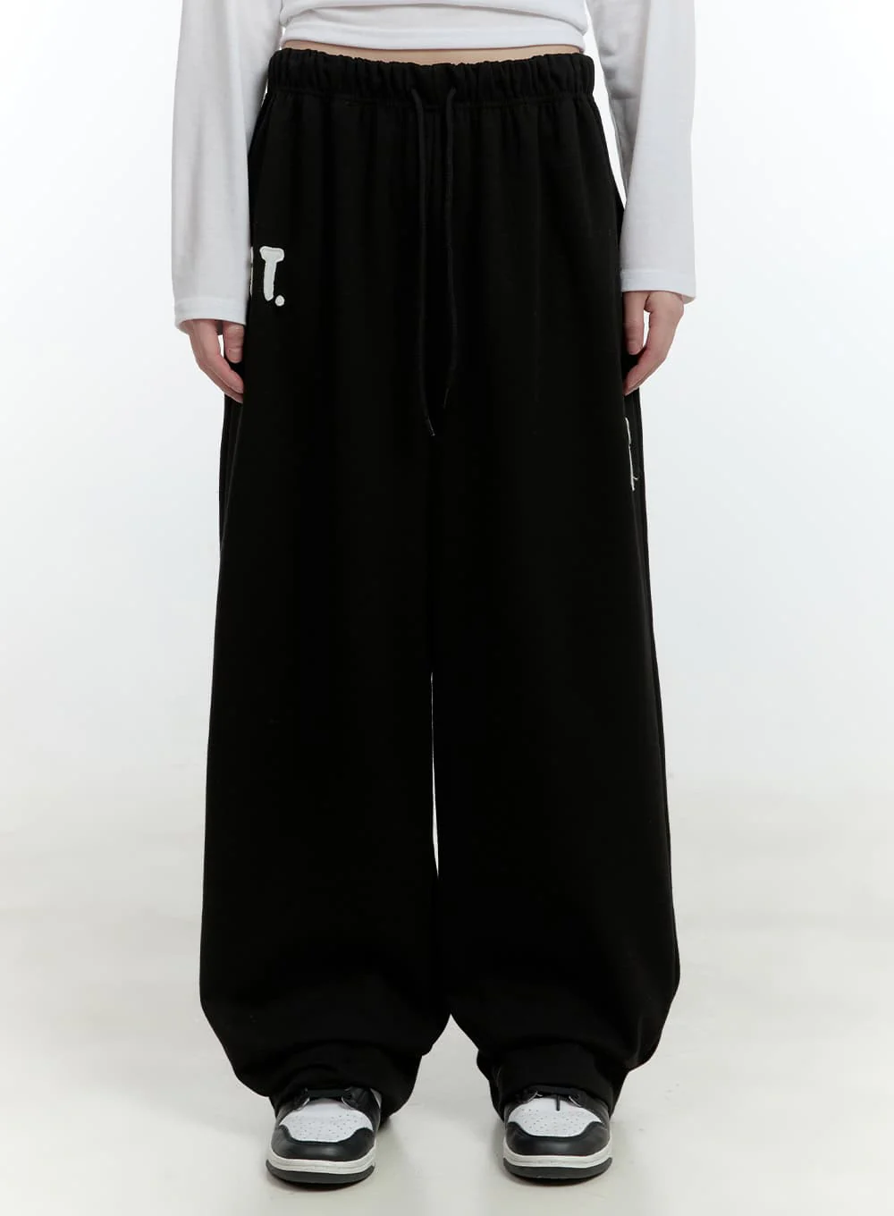 Cozy Embroidered Wide-Leg Sweatpants CF506 - Image 2