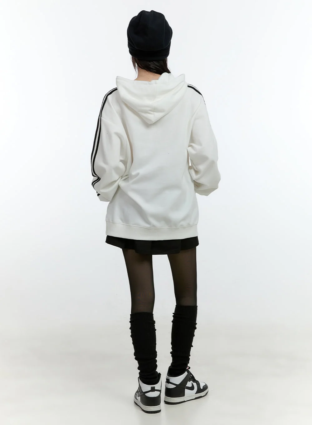 Cozy Graphic Sports Hoodie CF507 - Image 4