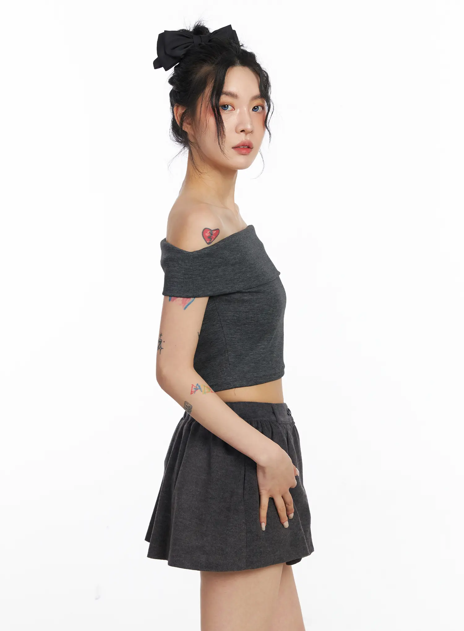 Cropped Off-Shoulder Top CJ522 - Image 6