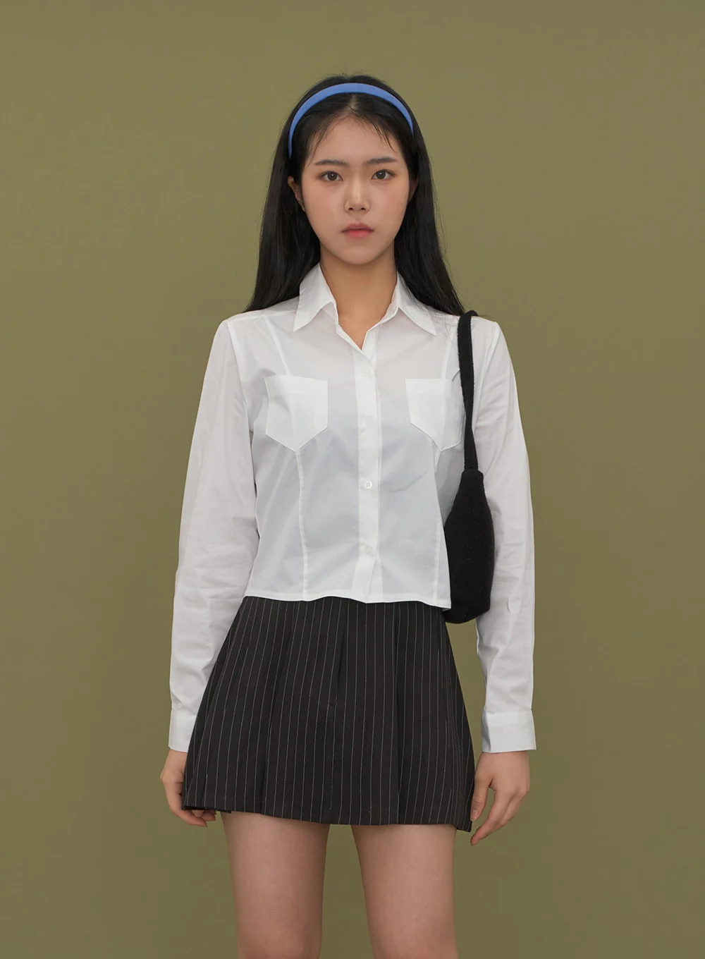 Cropped Shirt with Pockets C2601 - Image 10