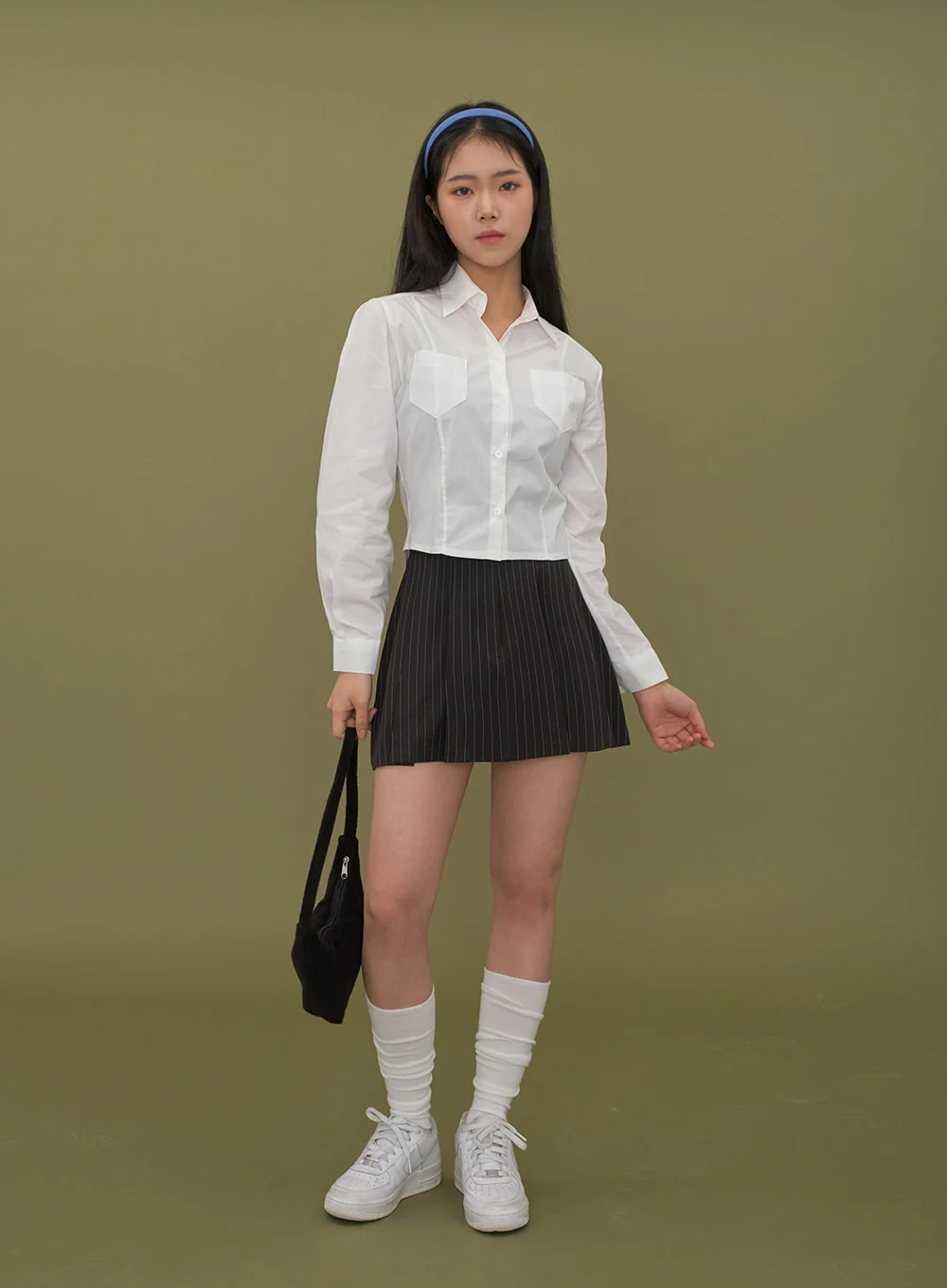 Cropped Shirt with Pockets C2601 - Image 11