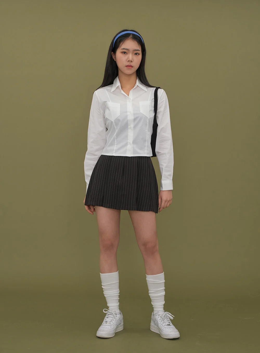 Cropped Shirt with Pockets C2601 - Image 12