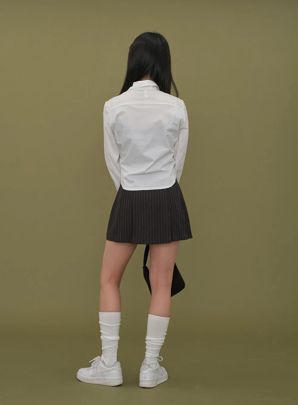 Cropped Shirt with Pockets C2601 - Image 13