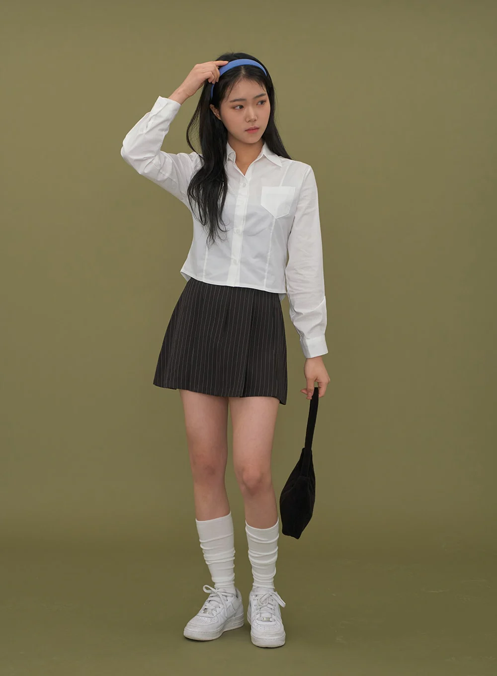 Cropped Shirt with Pockets C2601 - Image 15