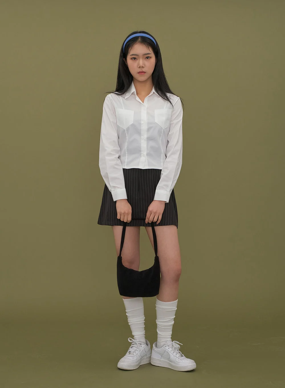 Cropped Shirt with Pockets C2601 - Image 4