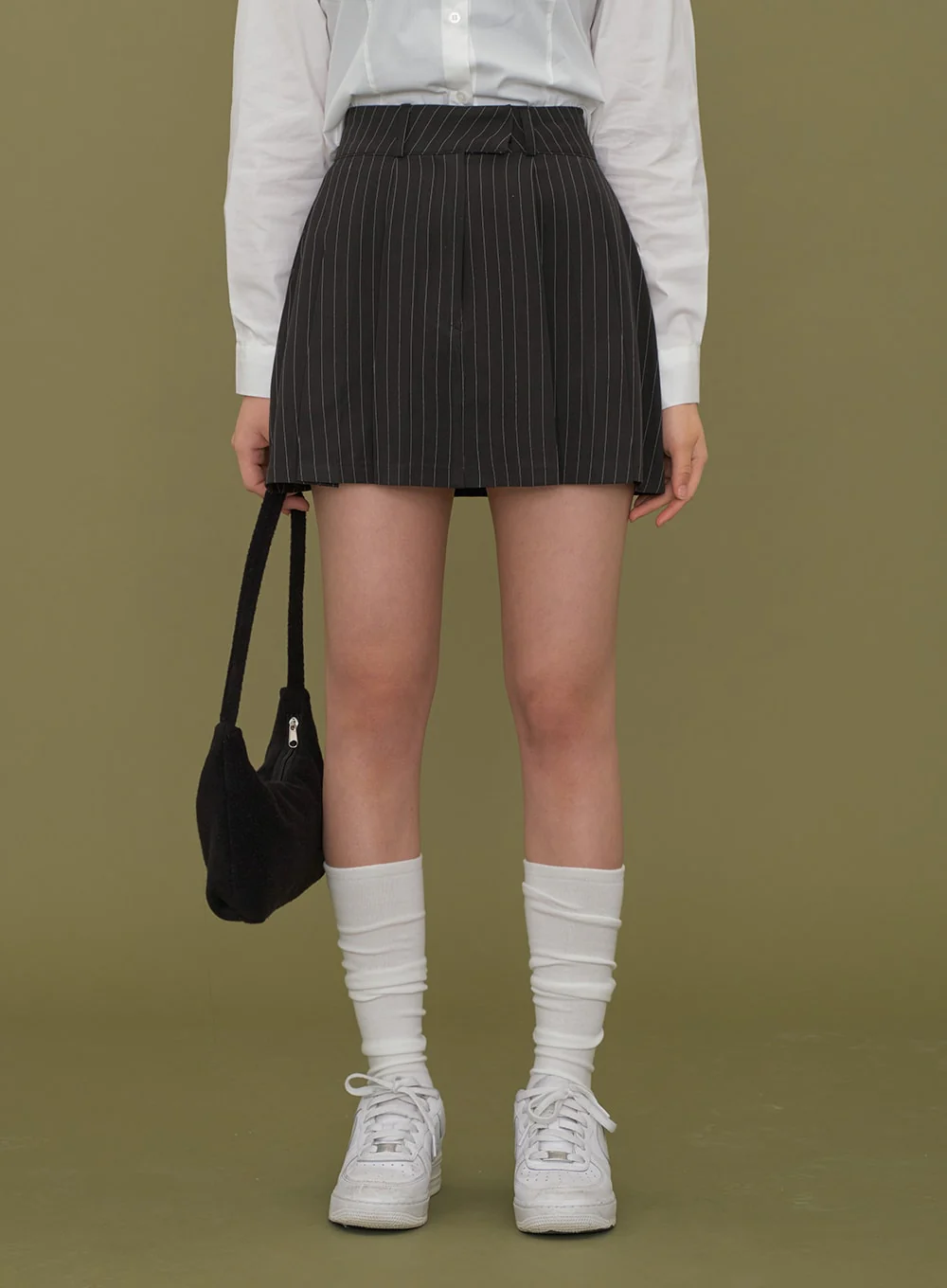 Cropped Shirt with Pockets C2601 - Image 7