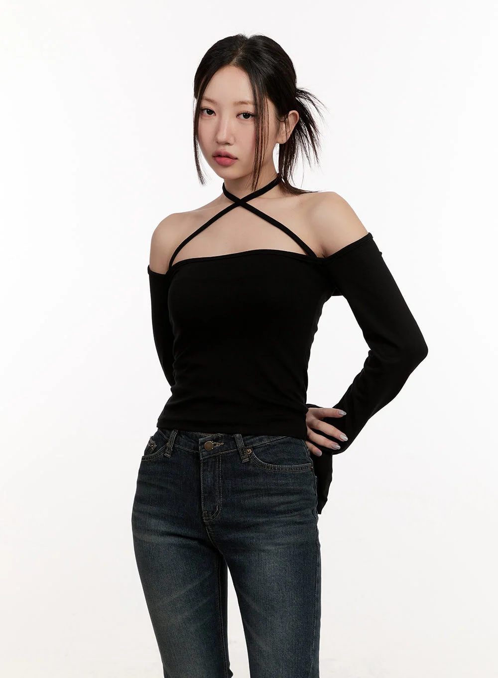 Cross-Strap Off-Shoulder Top CM507 - Image 3