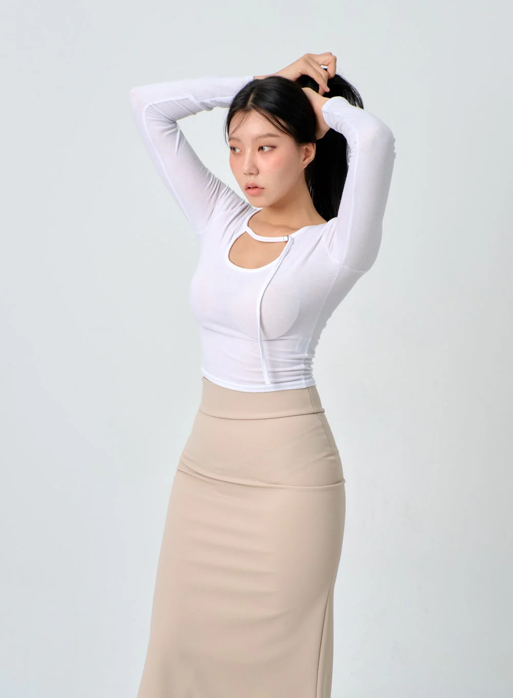 Cut-Out Cropped Top IF301 - Image 7