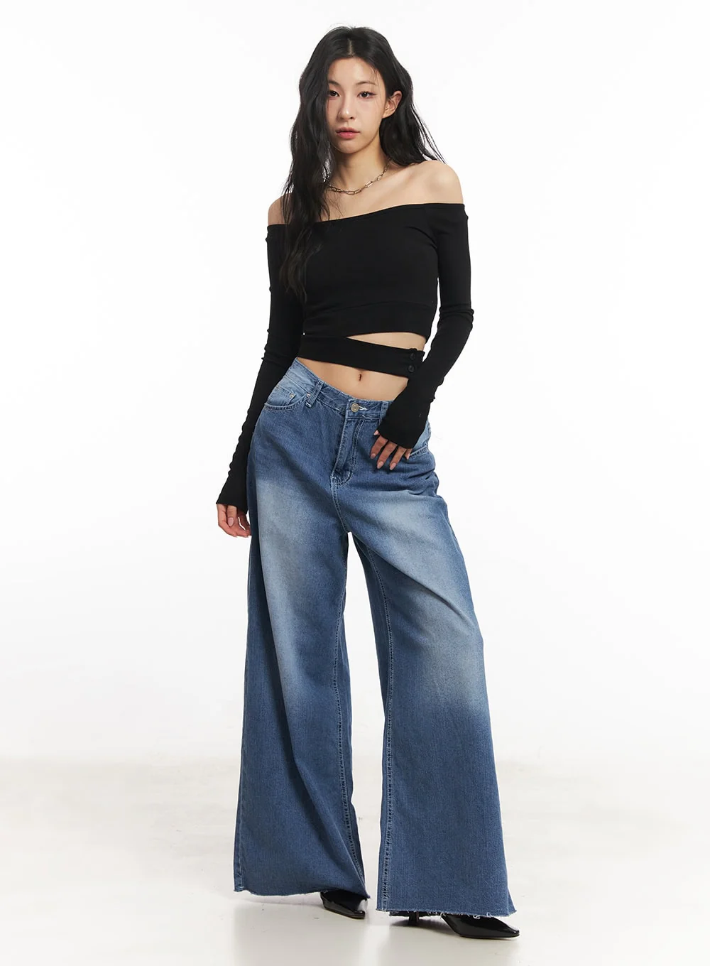 Cut-Out Off-Shoulder Long-Sleeve Crop Top CA504 - Image 7