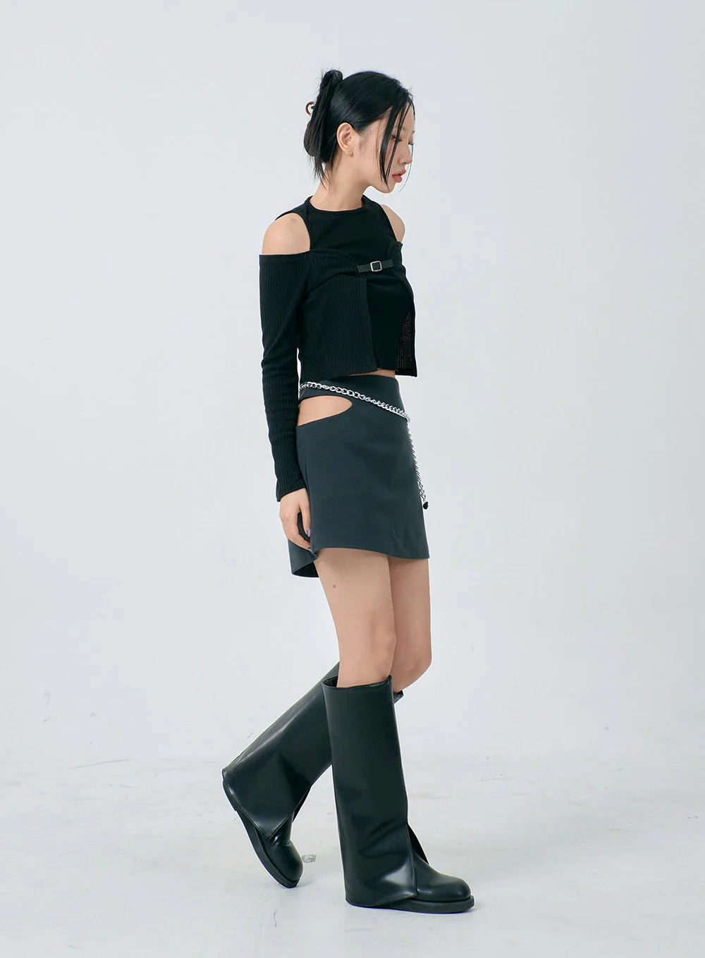 Cut Out Side Mini Skirt BD23 - Image 8
