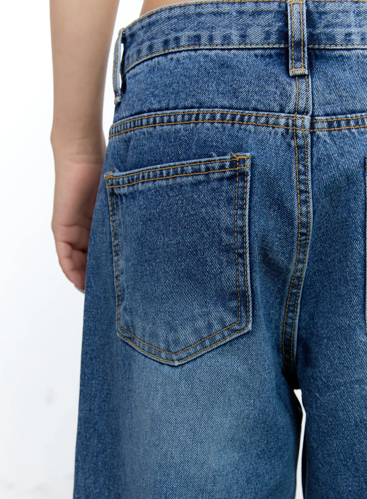 Dahye Washed Relaxed-Fit Denim Jeans CL530 - Image 9
