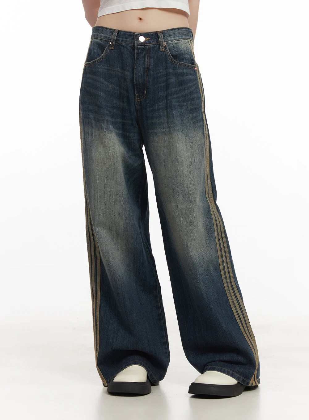 Daisee Striped Wide-Leg Jeans CF518 - Image 10