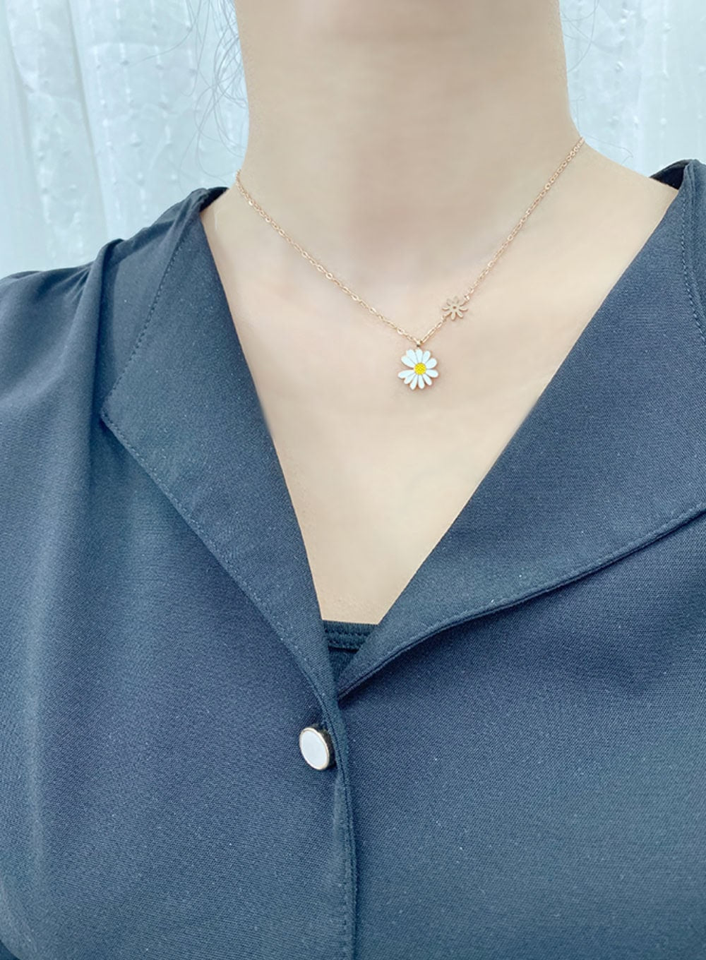 Daisy Fleabane Necklace IL403 - Image 2