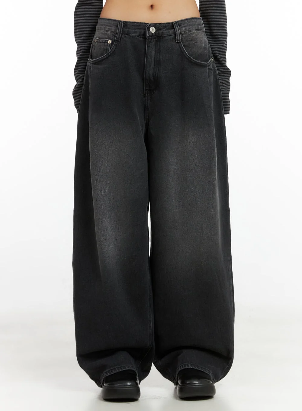 Delilah Pin-Tuck Washed Denim Baggy Jeans CO424 - Image 2
