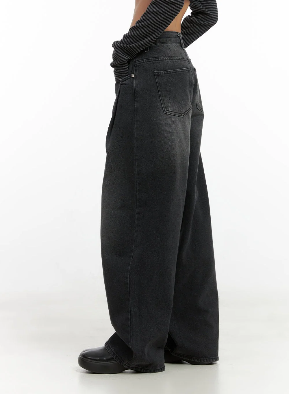Delilah Pin-Tuck Washed Denim Baggy Jeans CO424 - Image 3
