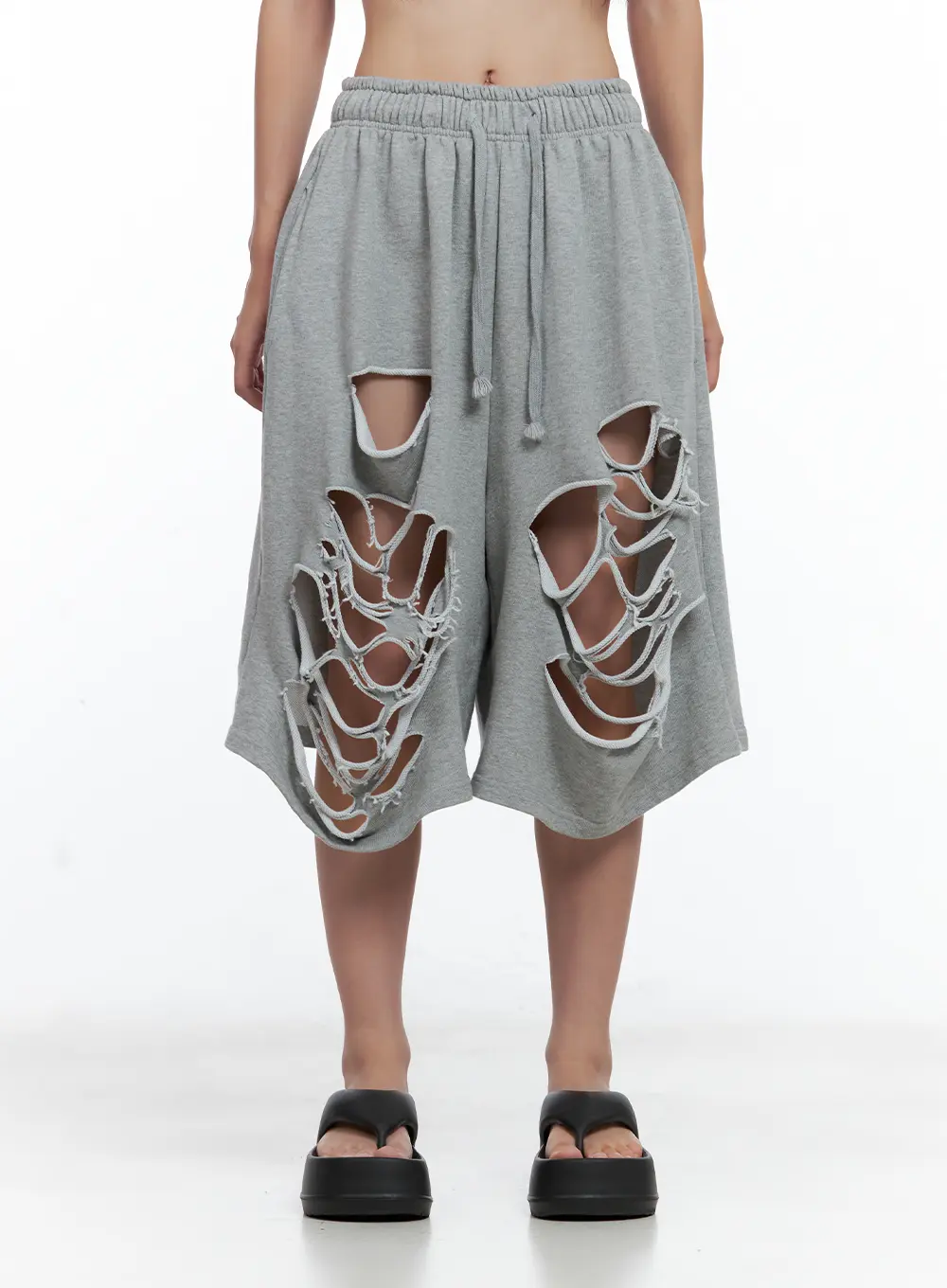 Distressed Bermuda Sweatshorts CL508 - Image 11