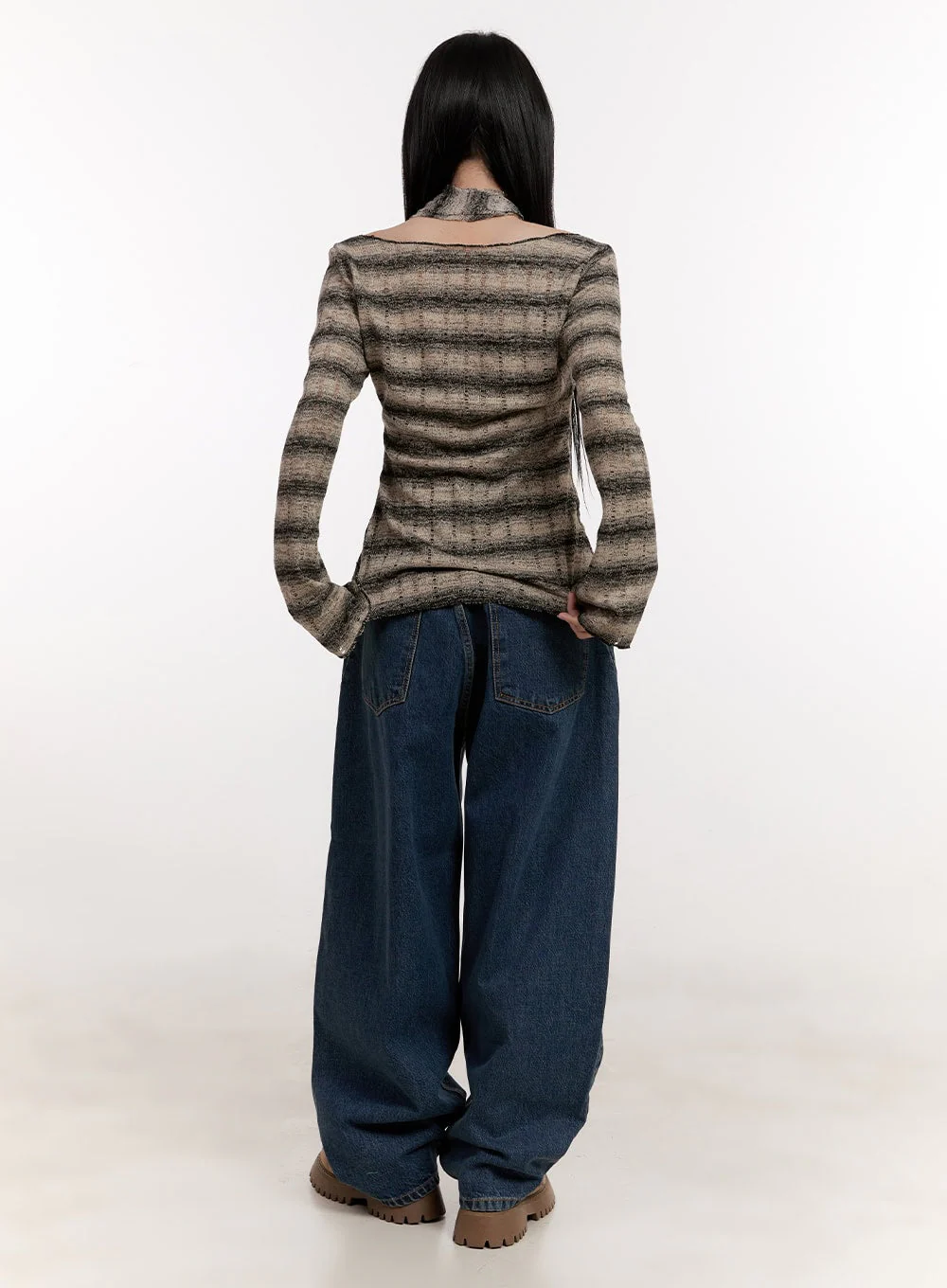 Distressed Striped Sweater with Scarf CJ531 - Image 4