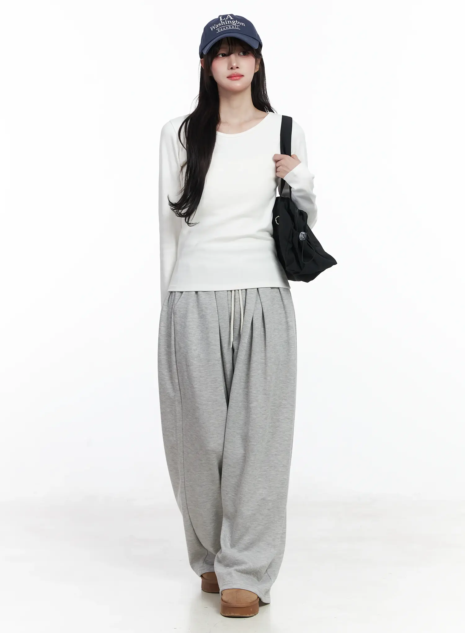 Double-Pleated Wide Sweatpants IJ529 - Image 8