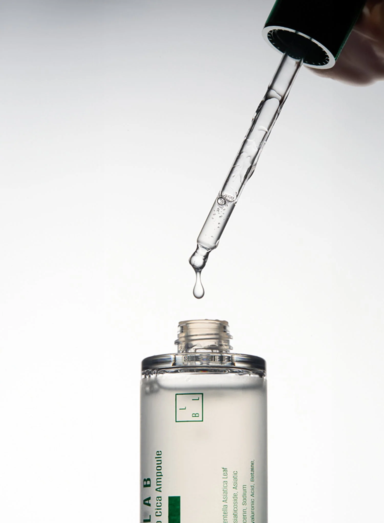 Dual PGA Hydro Cica Ampoule (50ml) - Image 3