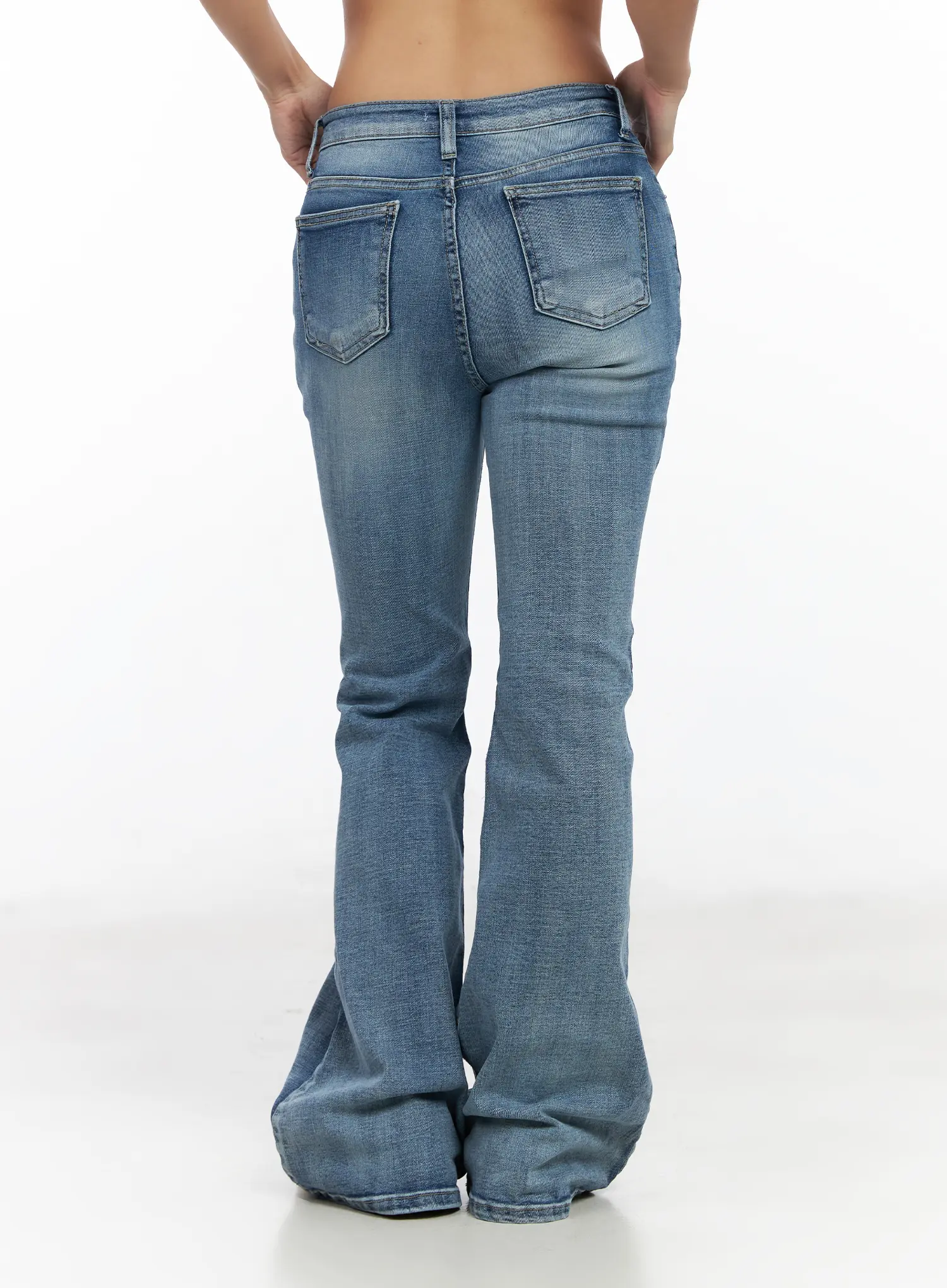 Dylan Medium Wash Flared Jeans CF513 - Image 7