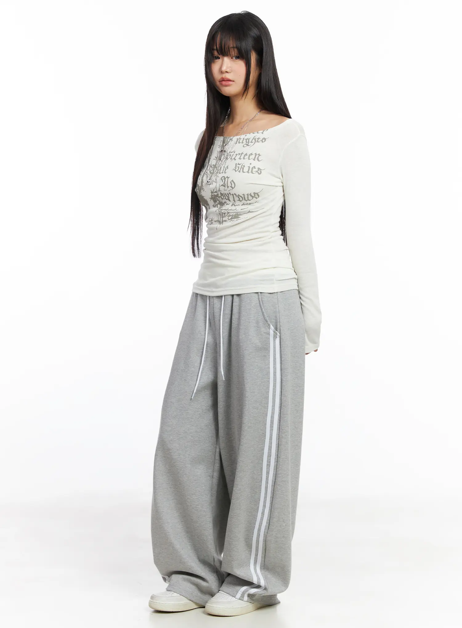 Edgy Boat Neck Graphic Long Sleeve Tee CF506 - Image 10