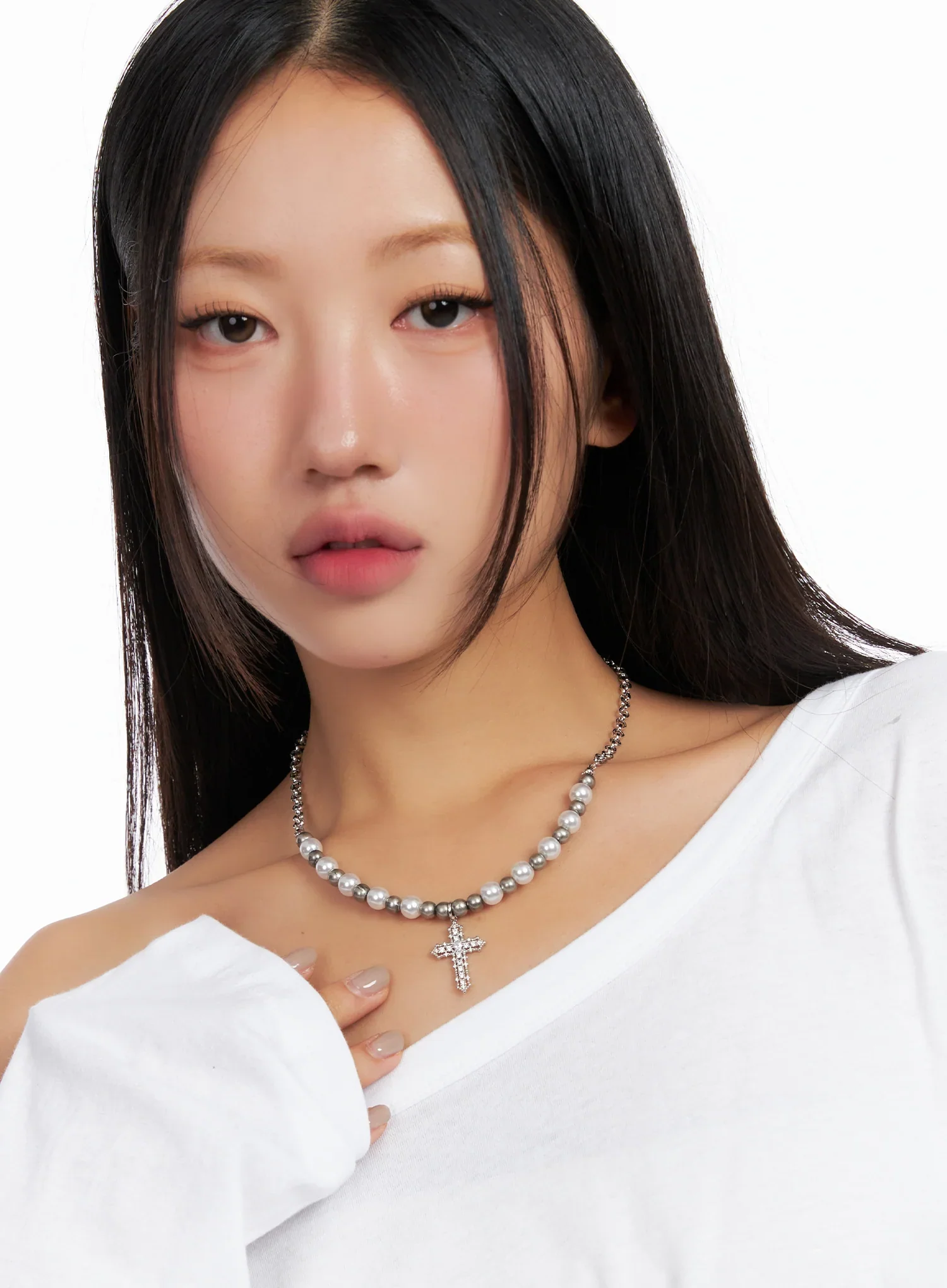 Elegant Beaded Pendant Necklace CO514 - Image 2