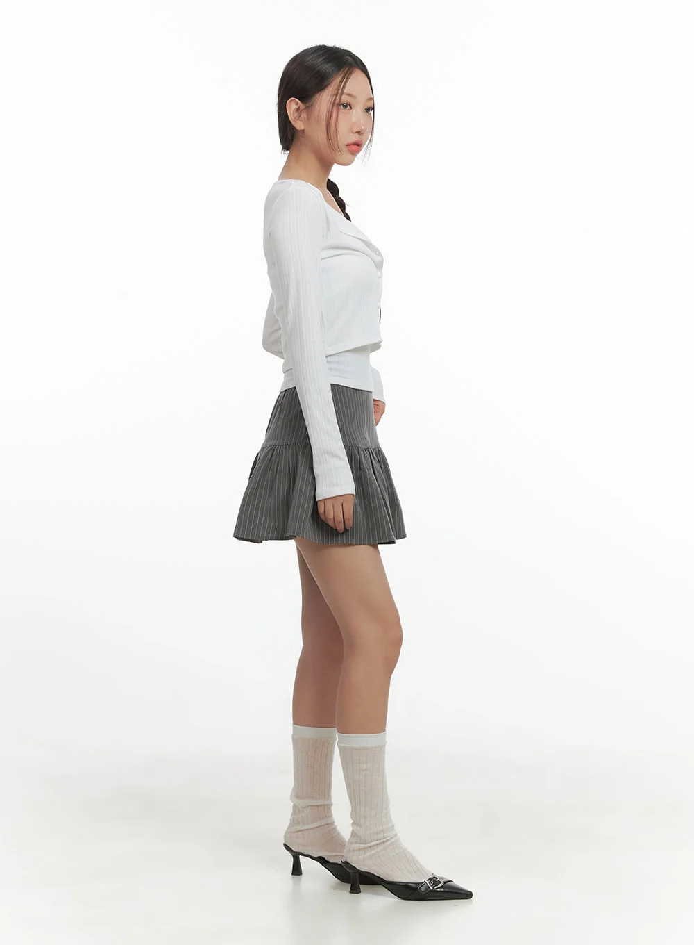 Elegant Lace Trim Crop Cardigan CO402 - Image 3