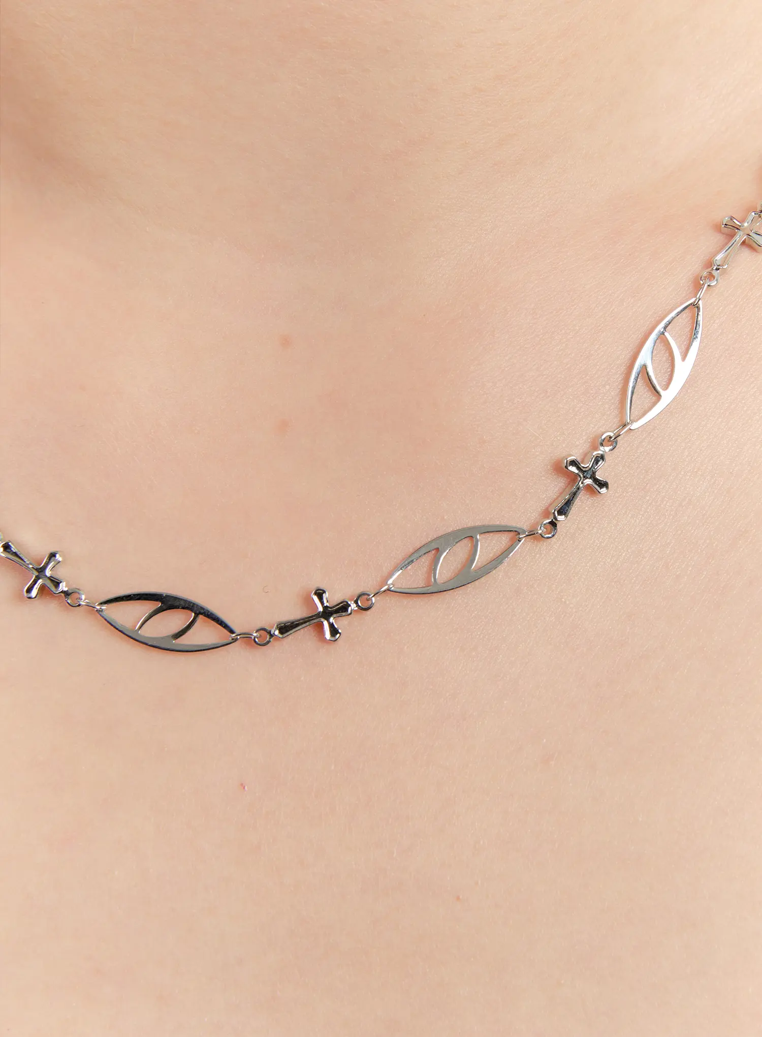 Elegant Oval Necklace IN528 - Image 2