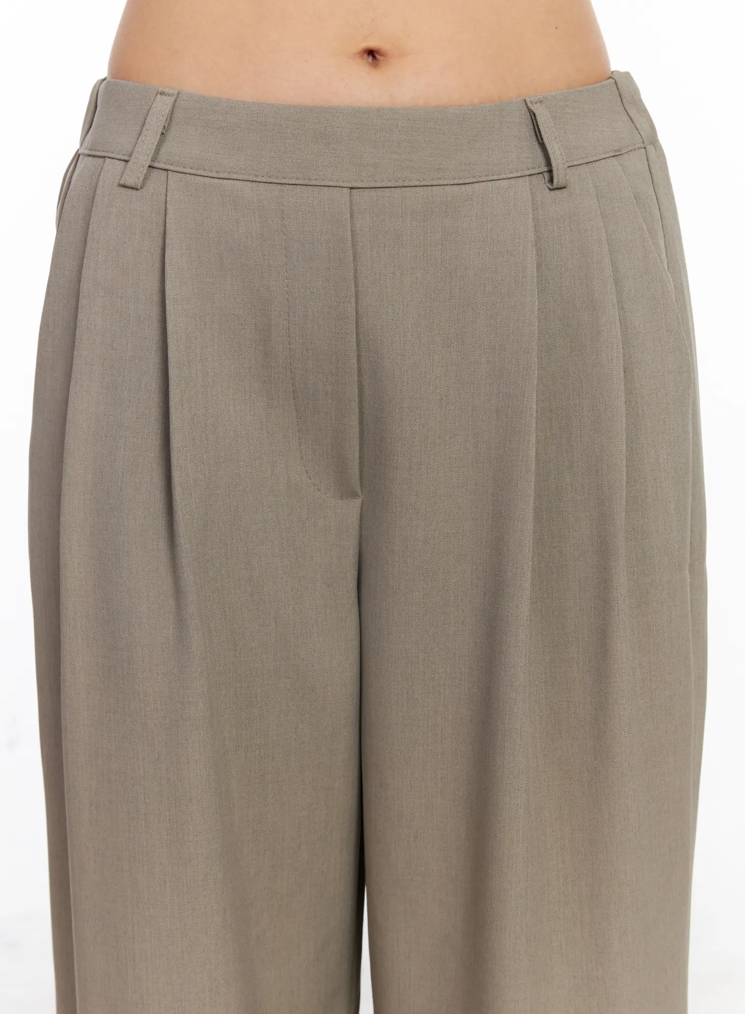 Elegant Wide-Leg Pintuck Trousers CJ522 - Image 4