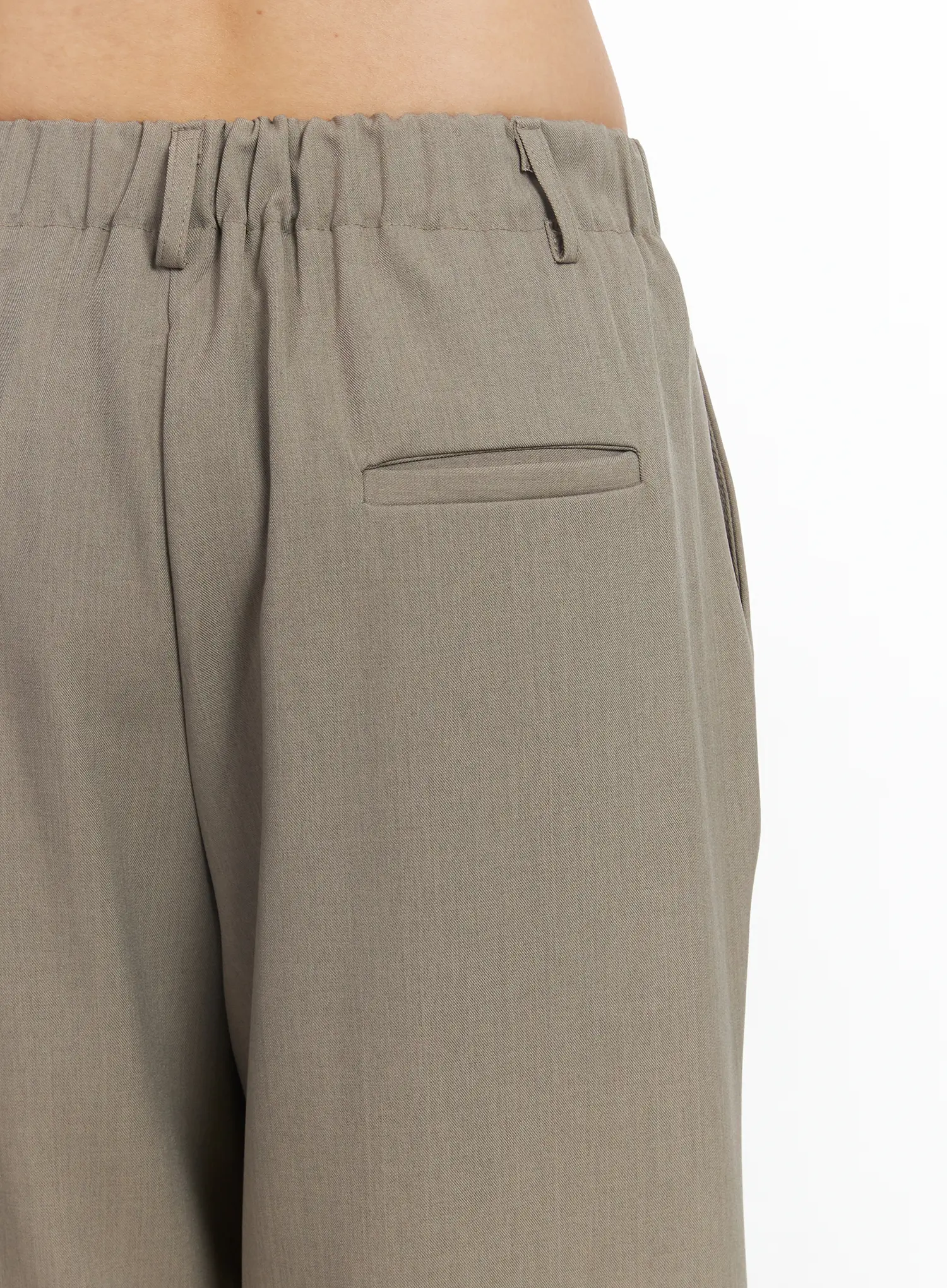 Elegant Wide-Leg Pintuck Trousers CJ522 - Image 7
