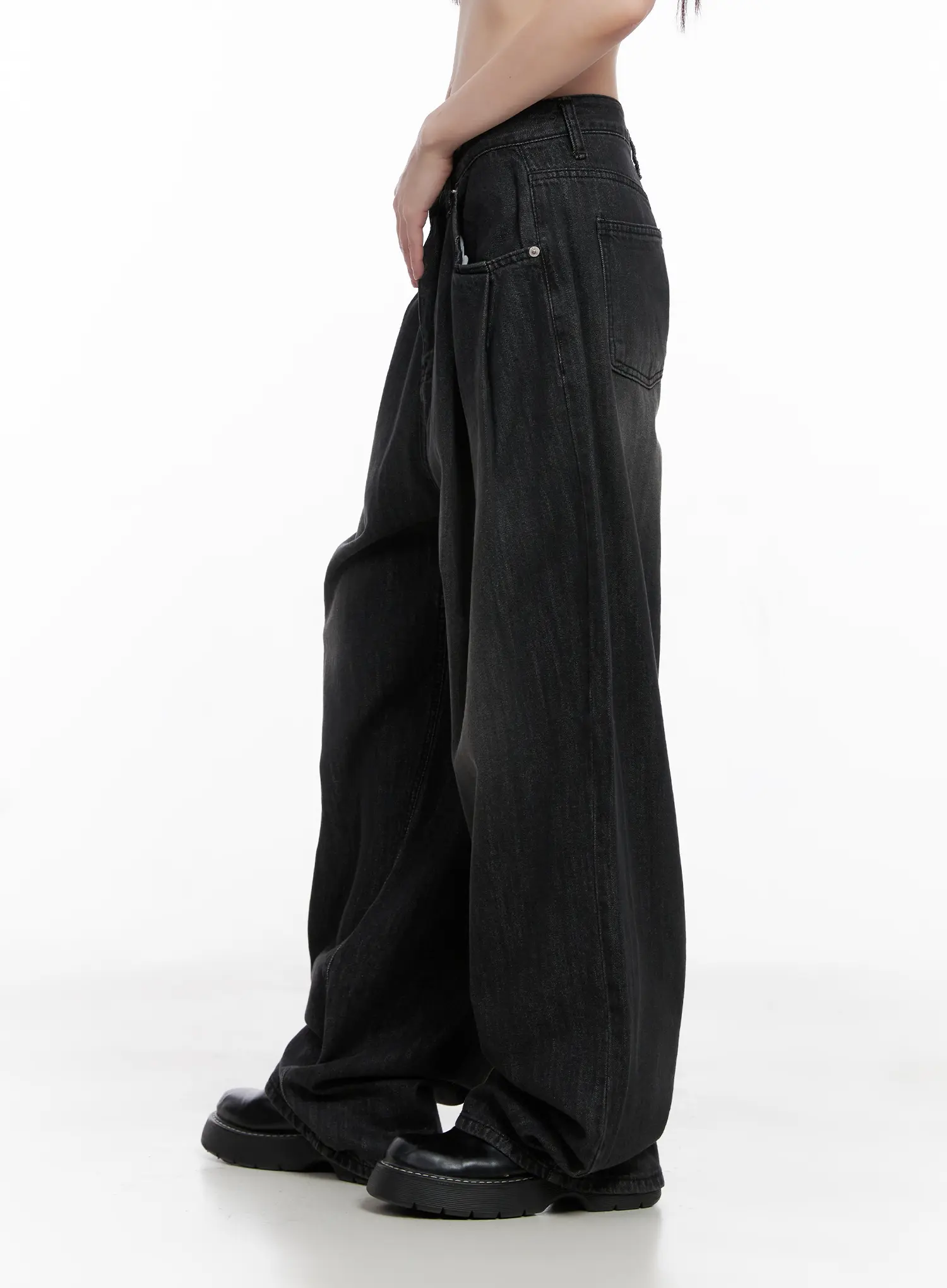 Elen Pintuck Baggy Jeans CG519 - Image 3