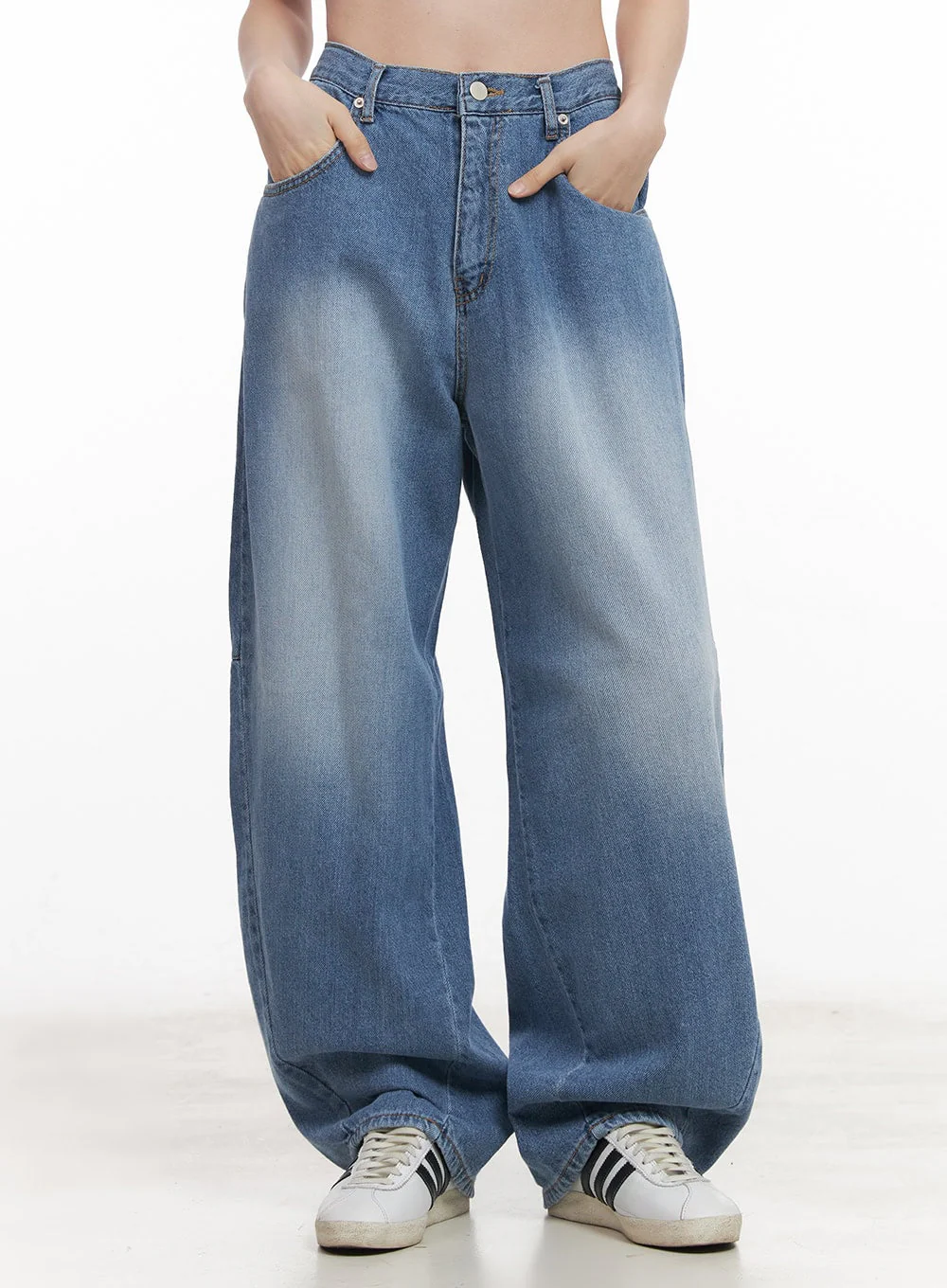 Ellise Wide-Fit Baggy Jeans CM512 - Image 11