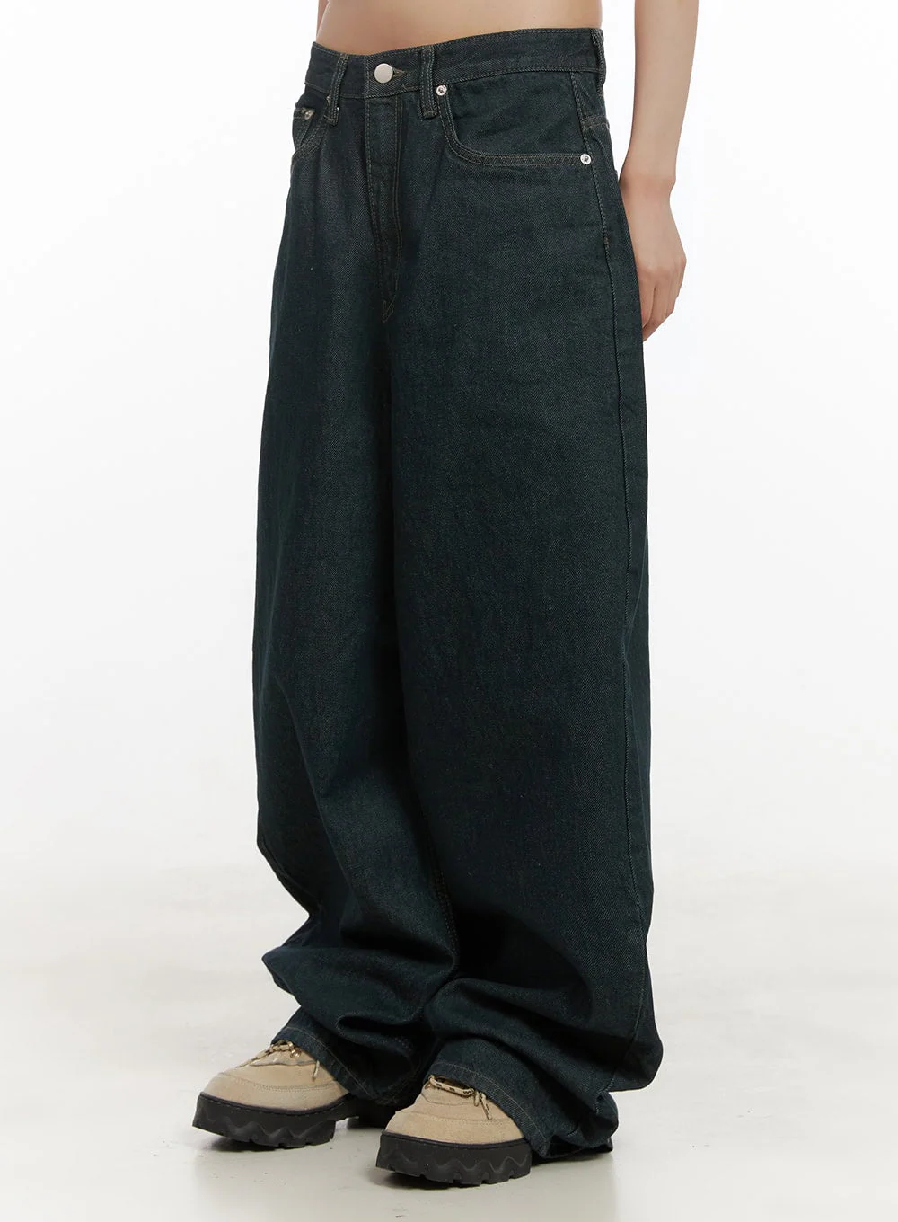 Emma Wide-Leg Jeans CD425 - Image 8