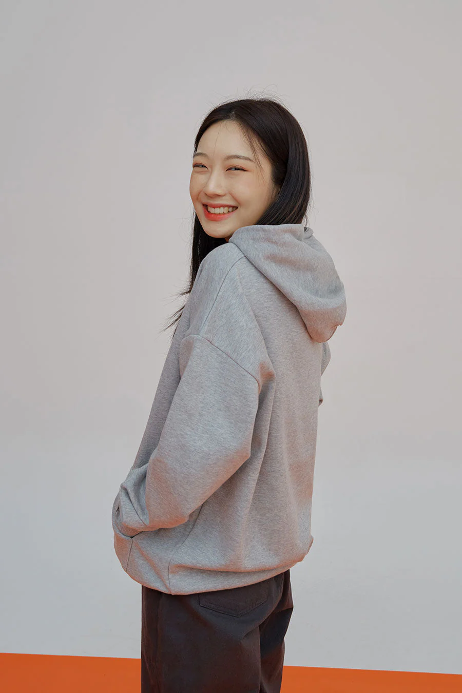 Essential Hoodie J23 - Image 11