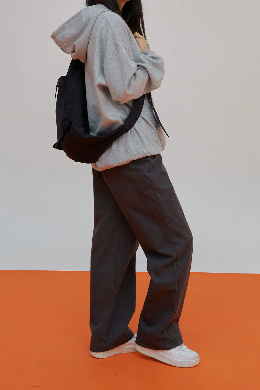 Essential Hoodie J23 - Image 12