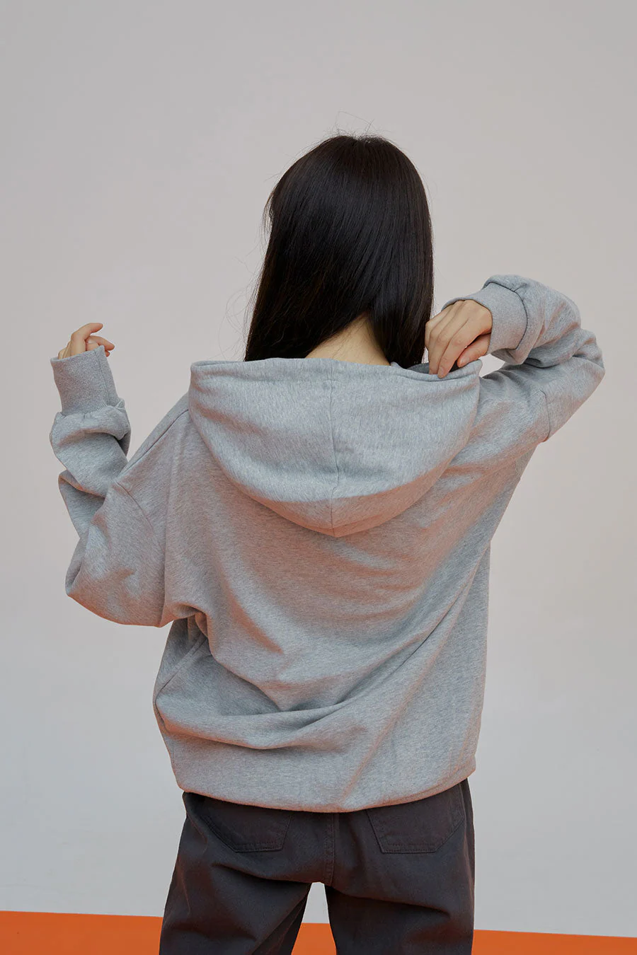 Essential Hoodie J23 - Image 6
