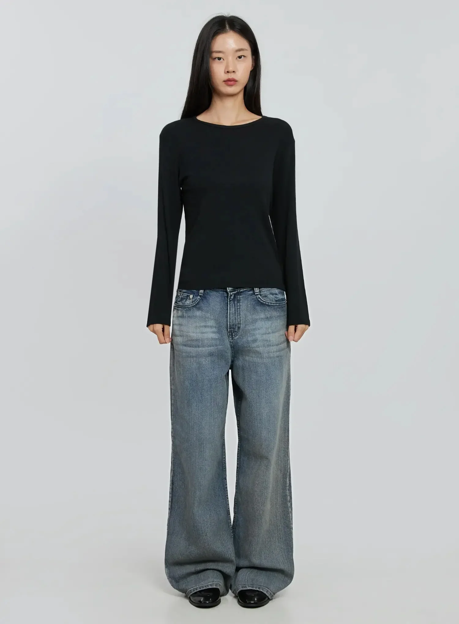 Essential Long Sleeve Top IO530 - Image 4