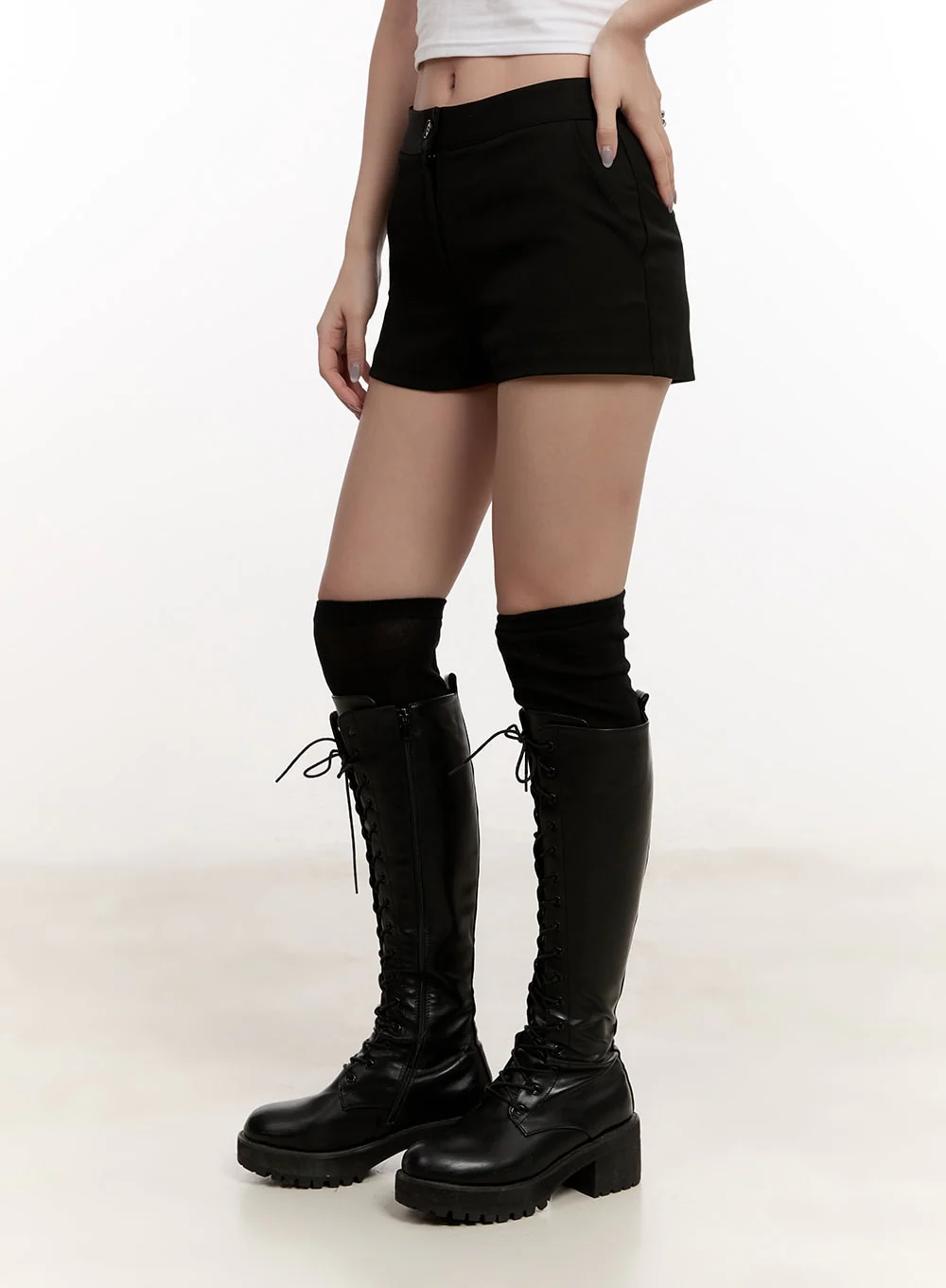 Essential Low-Rise Shorts CM510 - Image 3