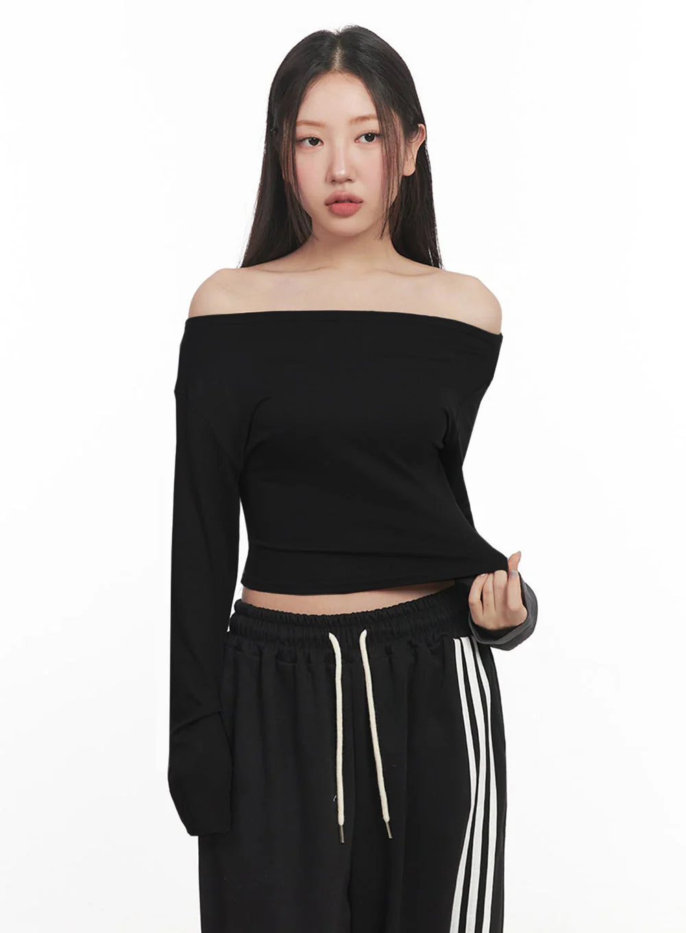 Essential Off-Shoulder Long-Sleeve Crop Top IM524 - Image 12