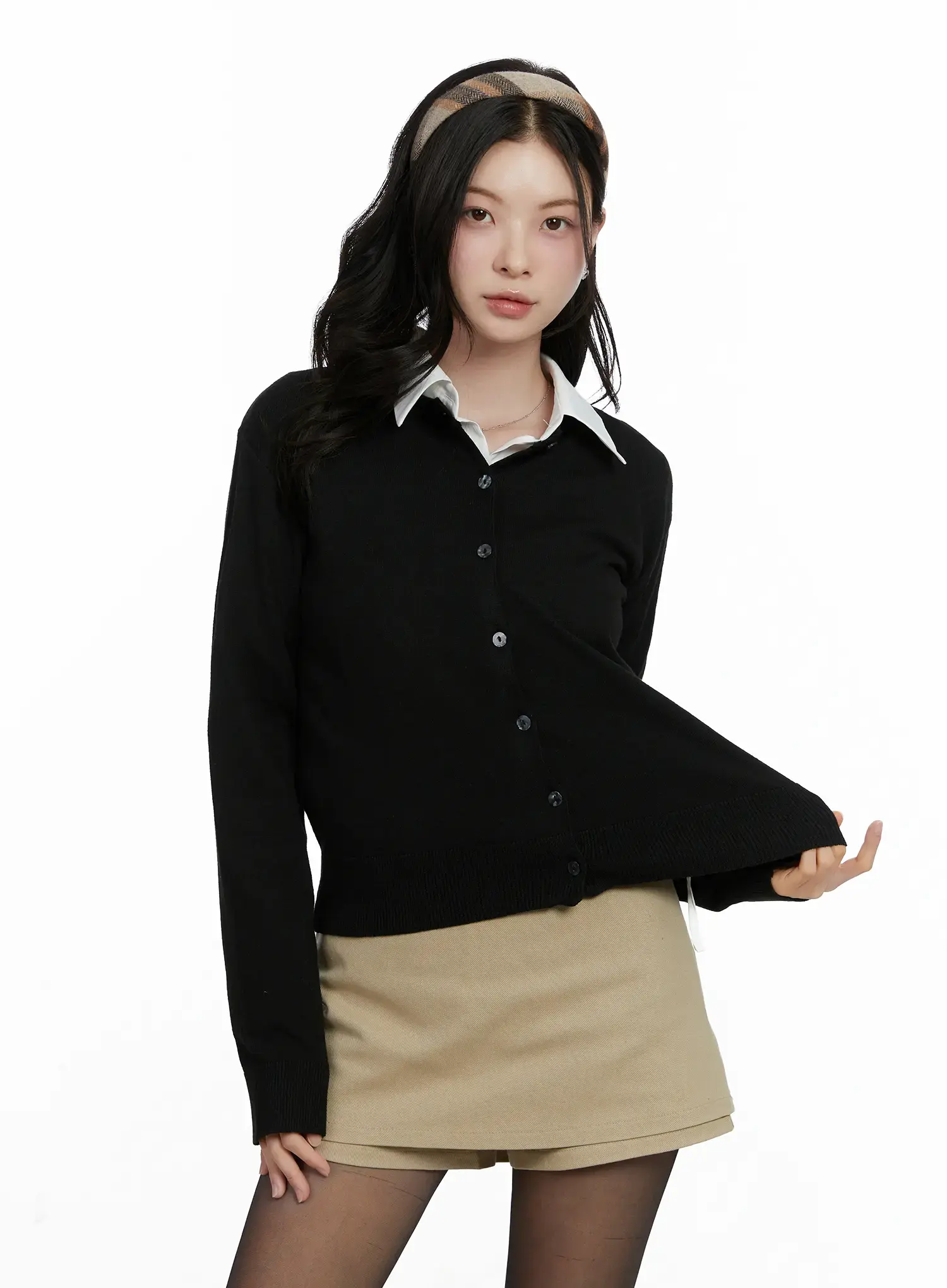 Essential Round Neck Cardigan F502