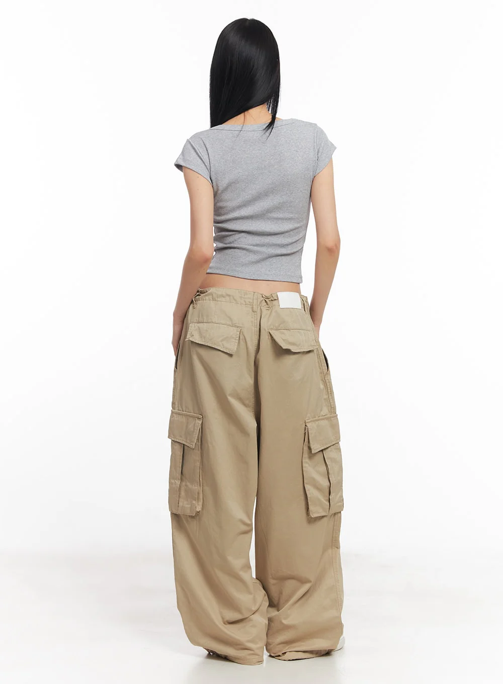 Essential U-Neck Crop Top CY528 - Image 8
