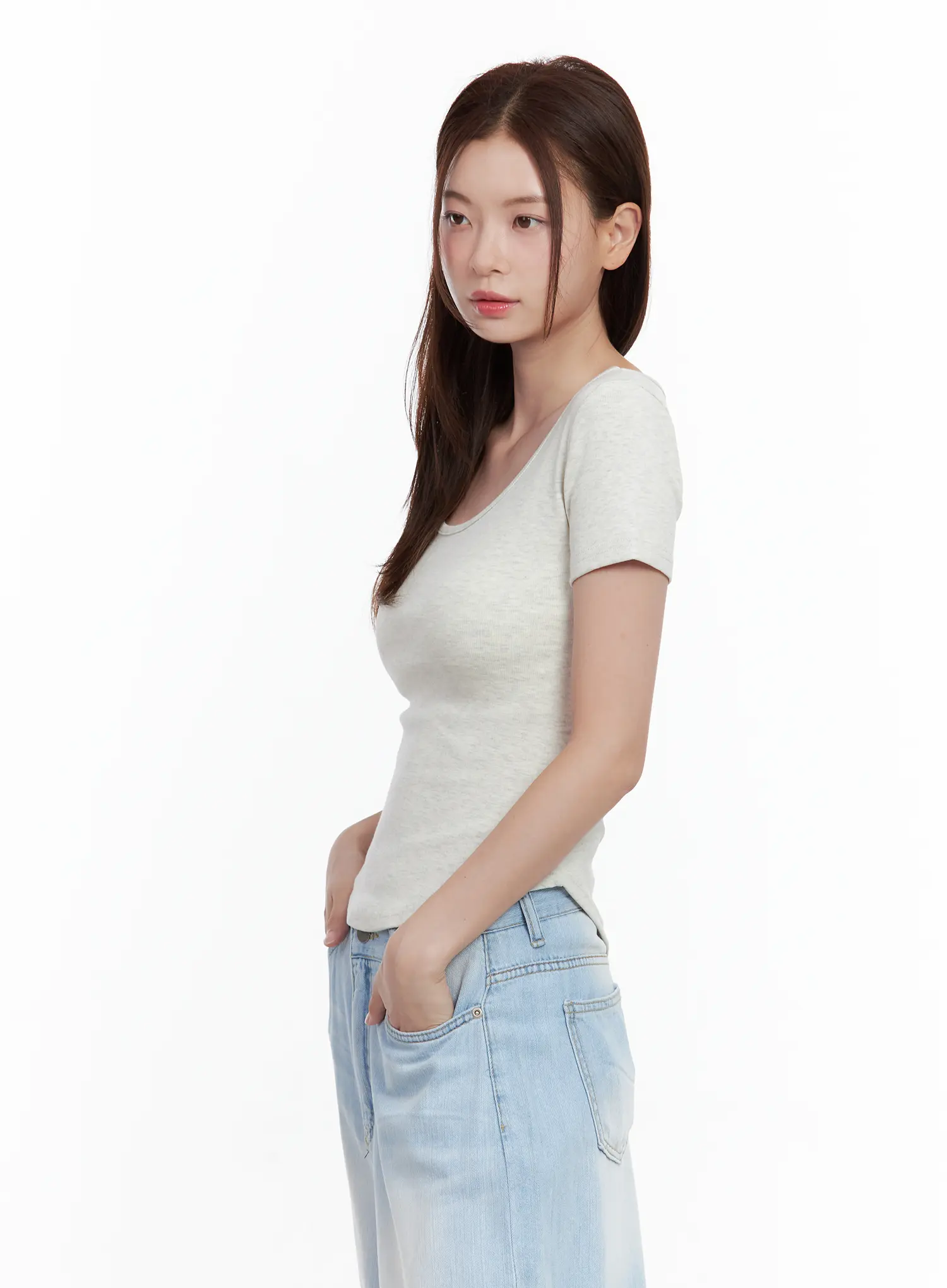 Everyday Basic Round-Neck Top CL502 - Image 6