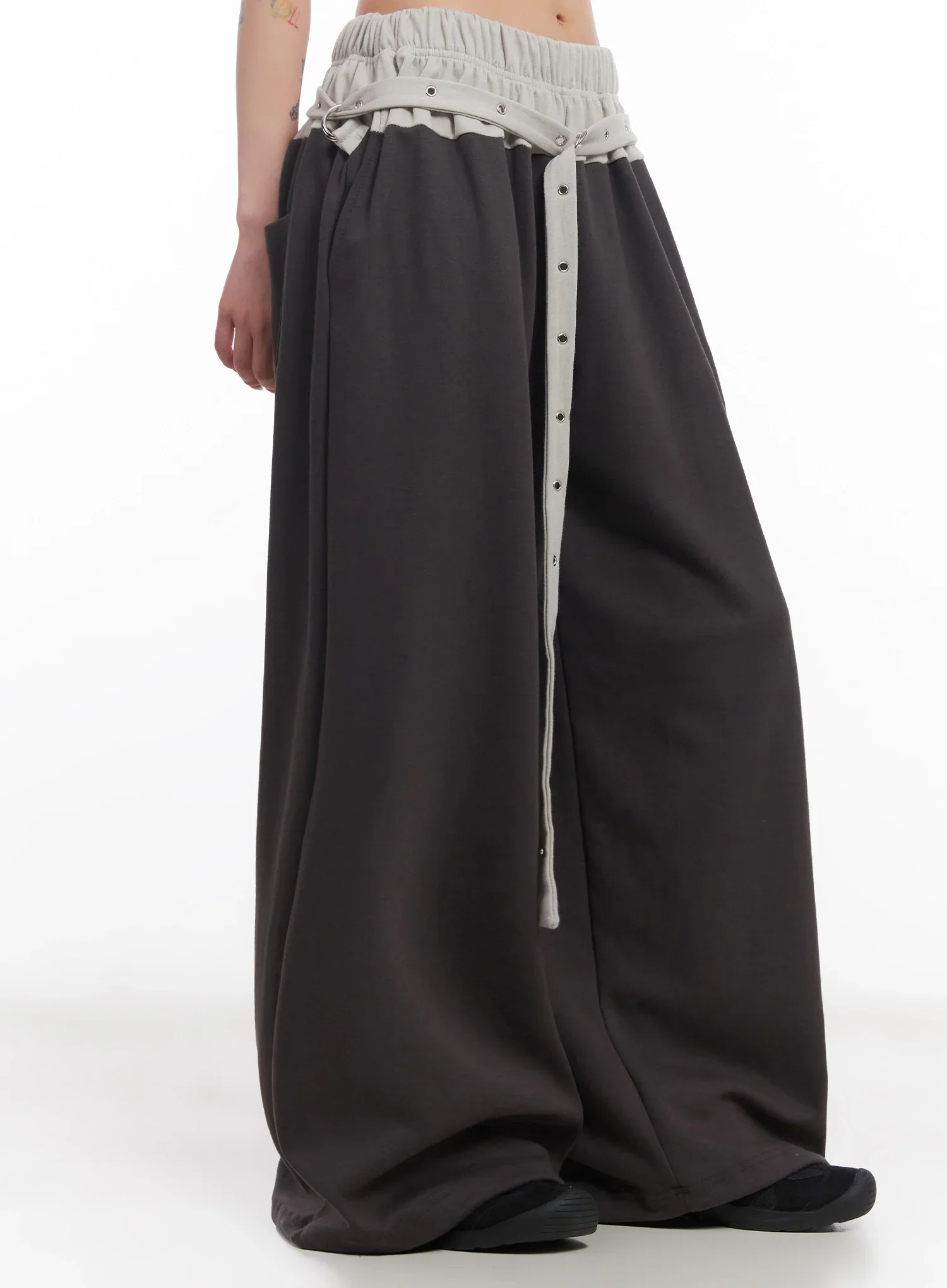 Eyelet Belted Trousers IC503 - Image 9